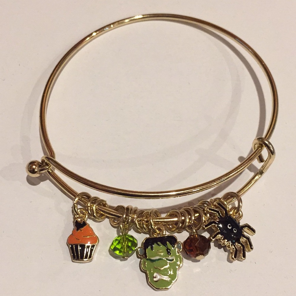 👻Halloween Charm Bracelet 👻